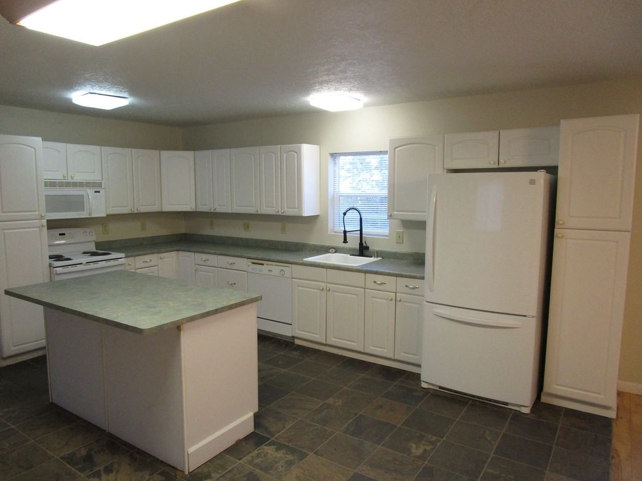 7110 Se Teenie Rd - Photo 4 of 16