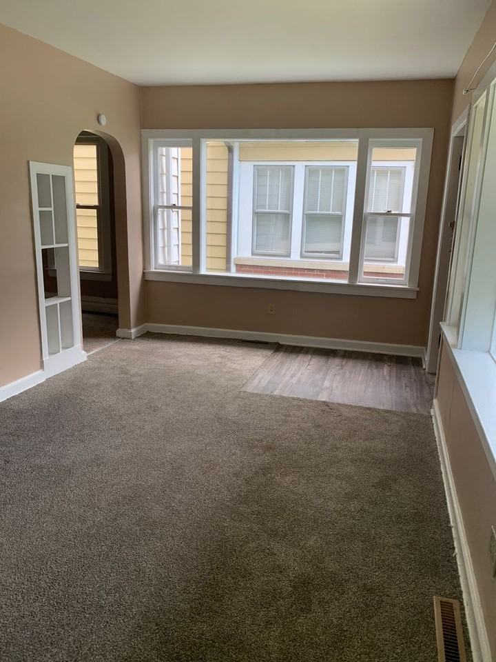 1717 Park St - Photo 2 of 20