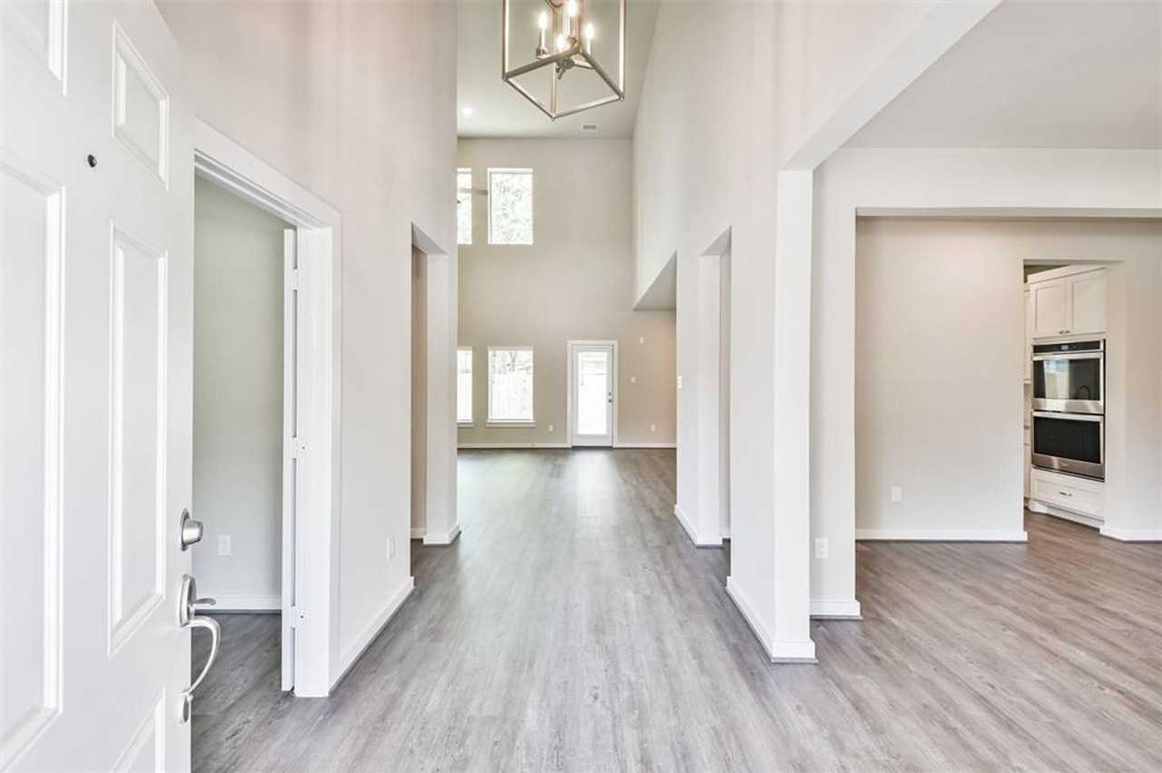 118 Prairie Dawn Cir - Photo 4 of 11