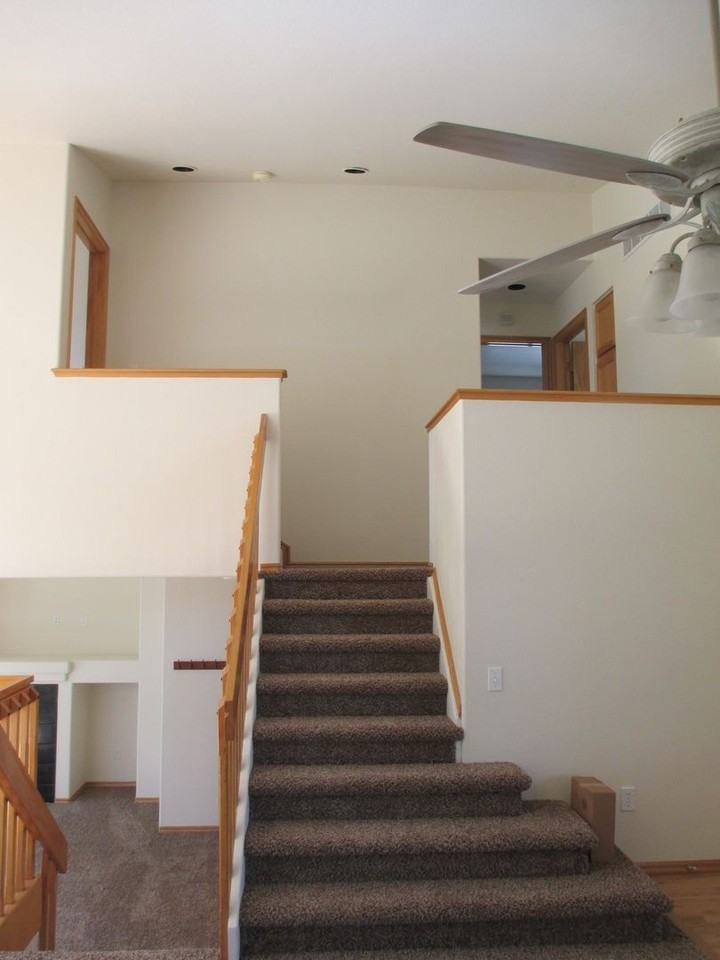 8720 Rosebud Pl - Photo 2 of 10