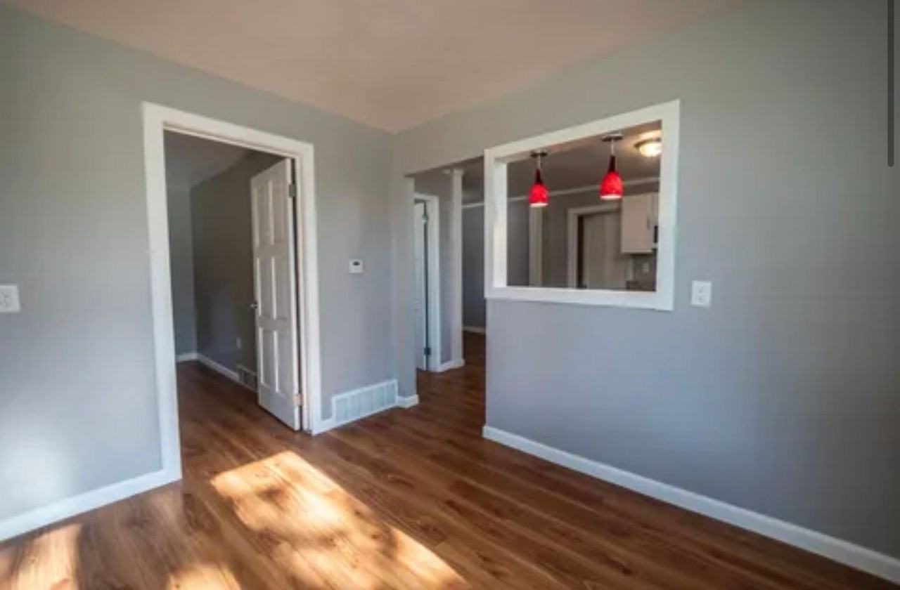 831 Avenue C - Photo 2 of 9