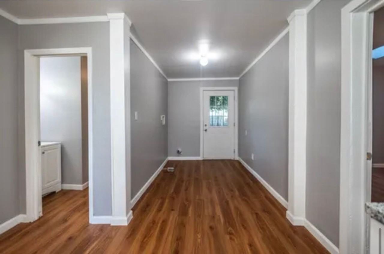 831 Avenue C - Photo 3 of 9