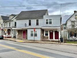 featured image of 133 N Potomac St