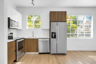 940 Jefferson Ave - Photo 1 of 1