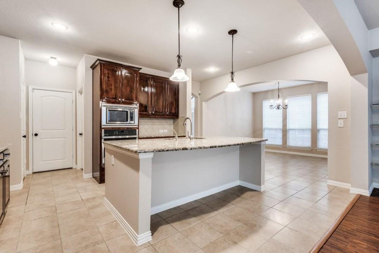 205 Chester Dr - Photo 7 of 22