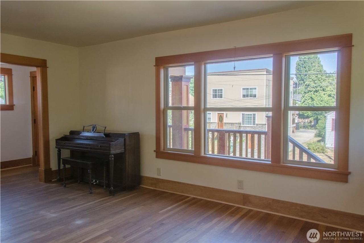 119 26th Ave - Photo 2 of 18