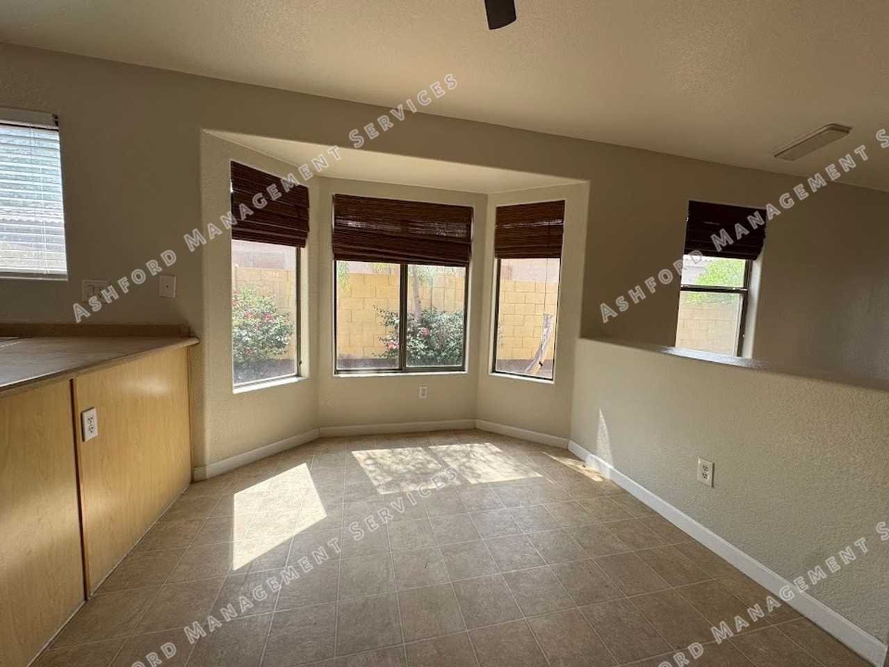 15154 W Fillmore St - Photo 7 of 21