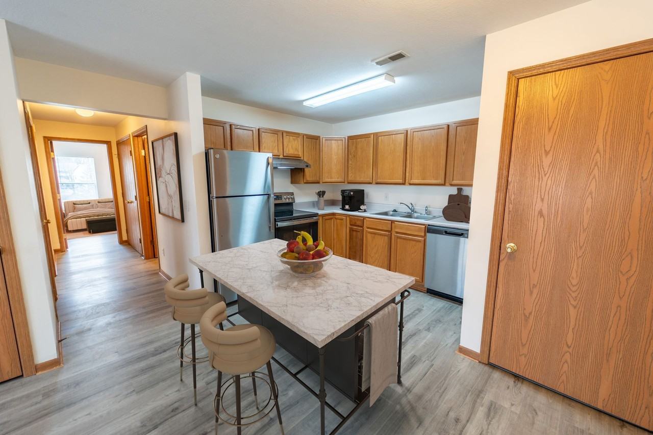 Eagles Ridge - Photo 6 of 50