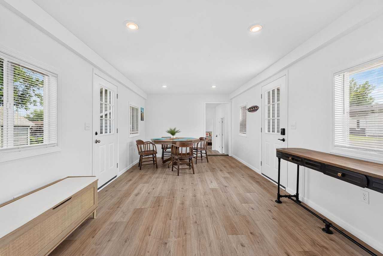7690 Walnut St - Photo 6 of 30