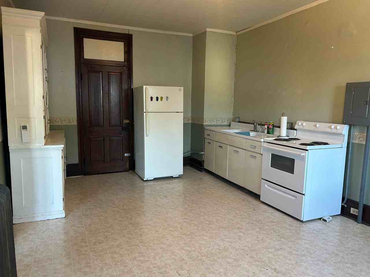 27 W Seminary St #1 - Photo 5 of 15