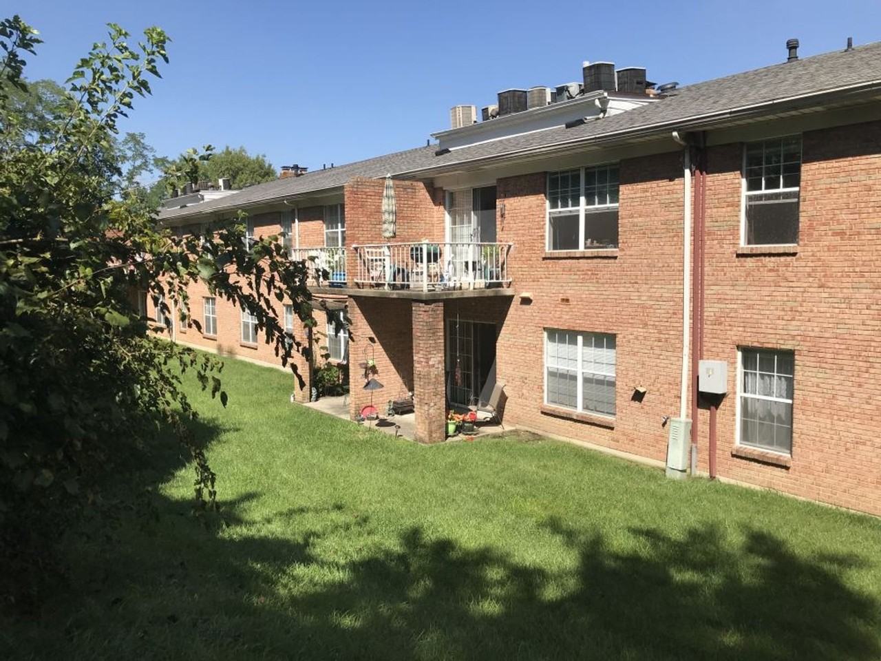 Diamond Oaks Apartments - DIA - Photo 3 of 3