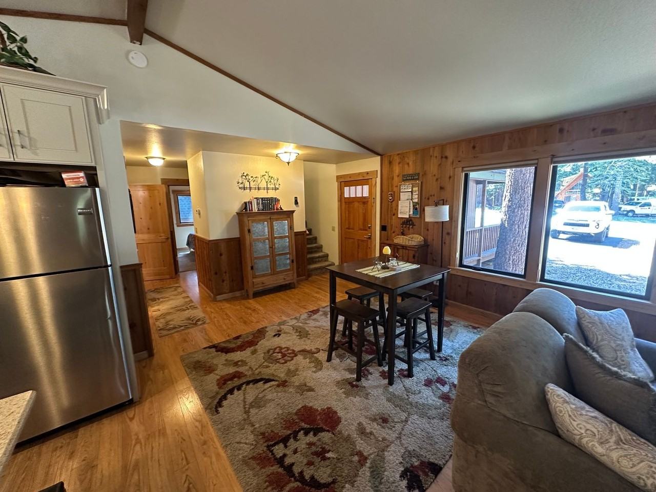 15891 Northwoods Blvd - Photo 7 of 19