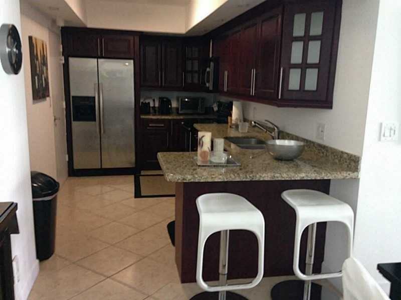 3801 N Ocean Dr #15E - Photo 2 of 8