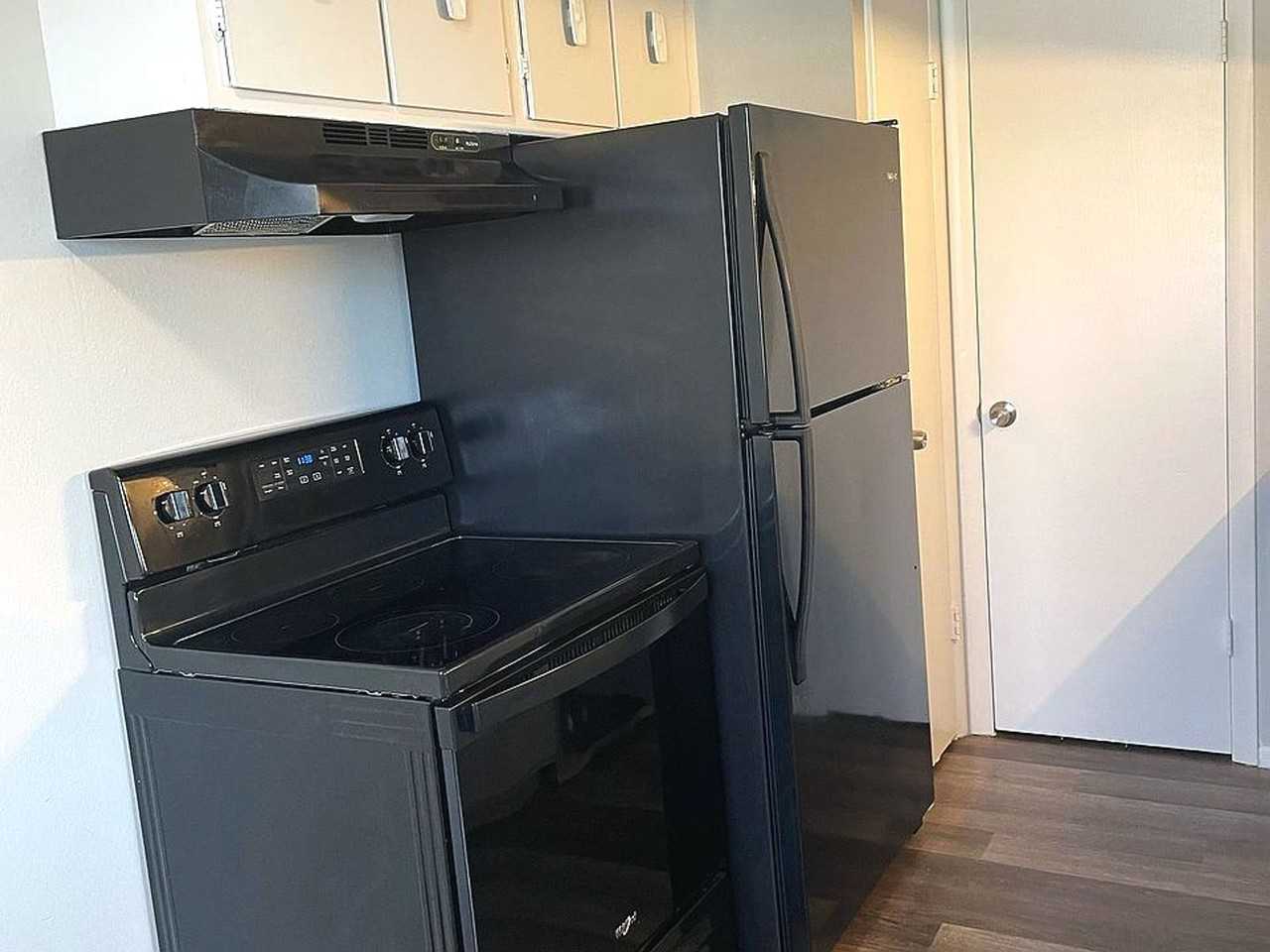 180 S. 20th Apartments - Photo 4 of 50