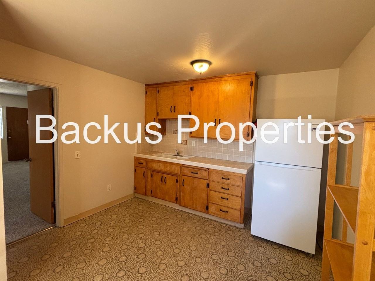 545-549 Union St - Photo 6 of 25