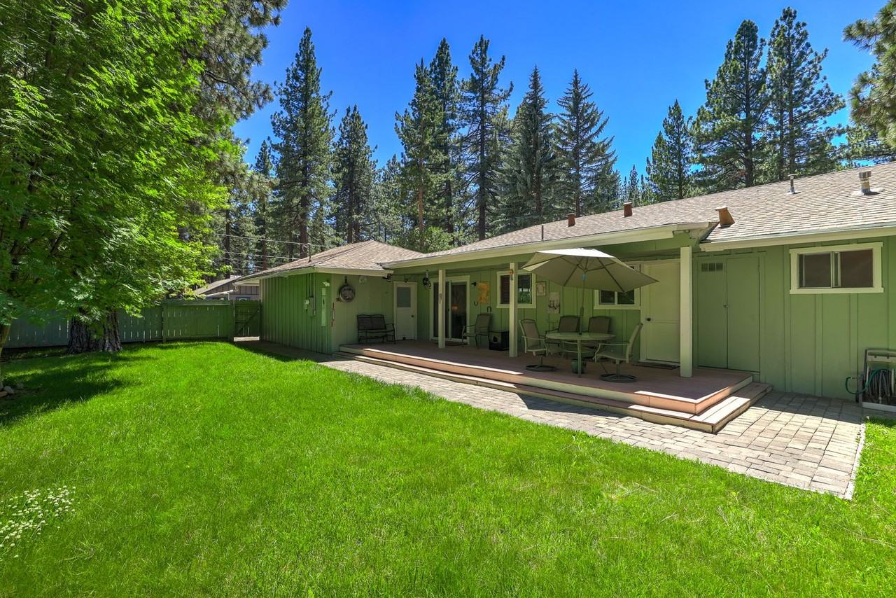 877 Sonoma Ave #B - Photo 2 of 11