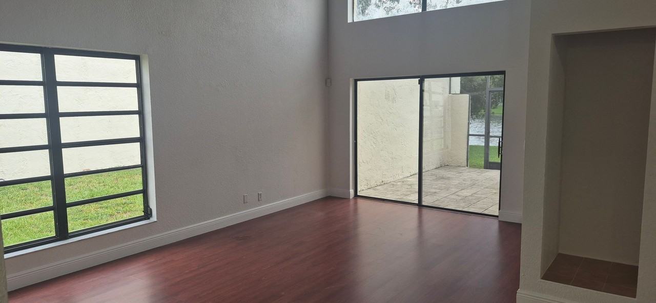 1145 Nw 98th Ter - Photo 3 of 26
