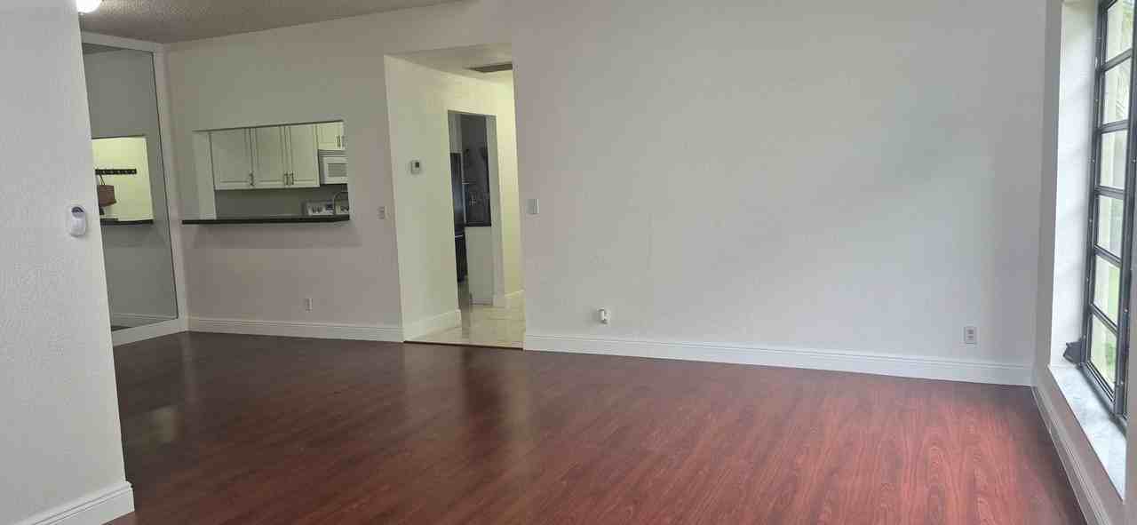 1145 Nw 98th Ter - Photo 6 of 26