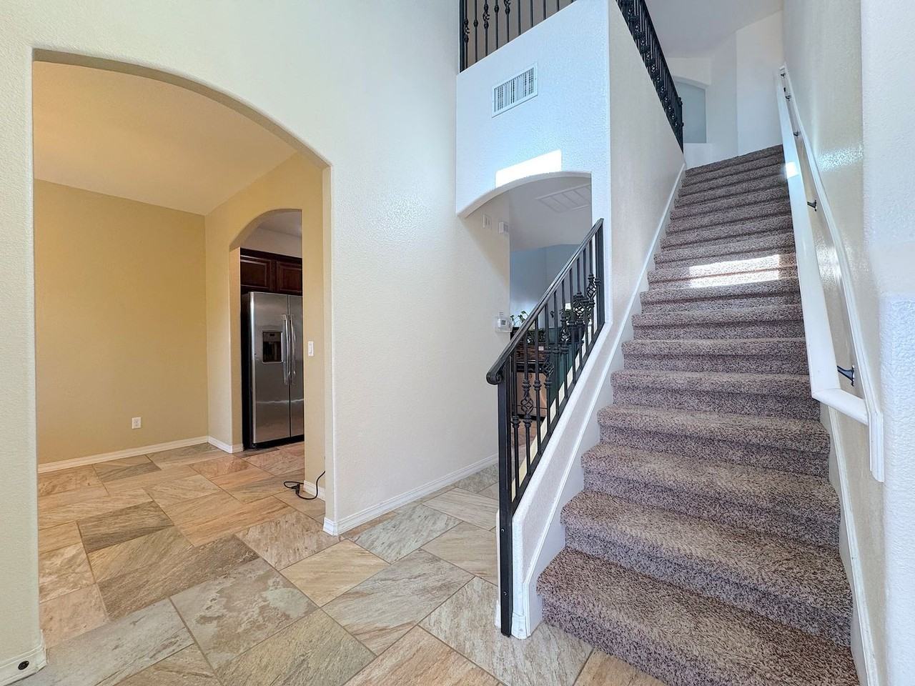 2068 Robert Minnie Pl - Photo 5 of 40