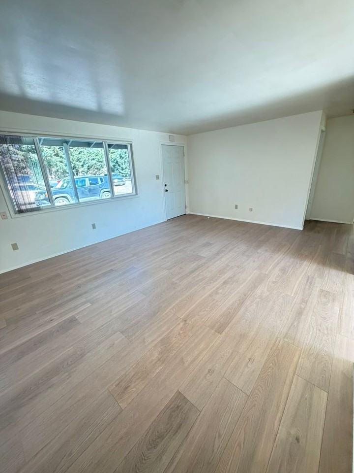 62 H St - Photo 5 of 19