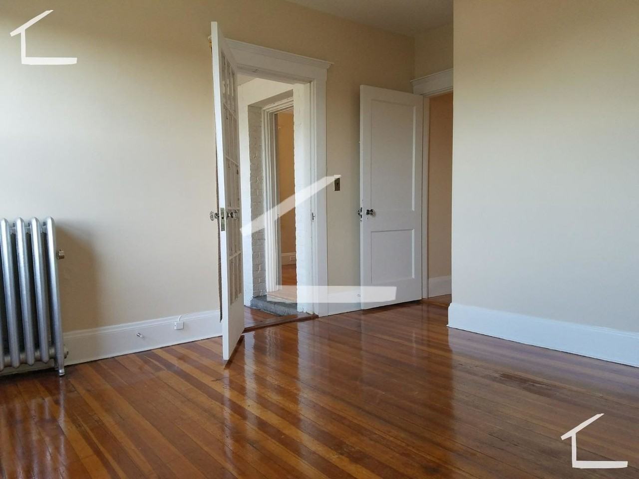 215 Chestnut Hill Ave - Photo 7 of 14