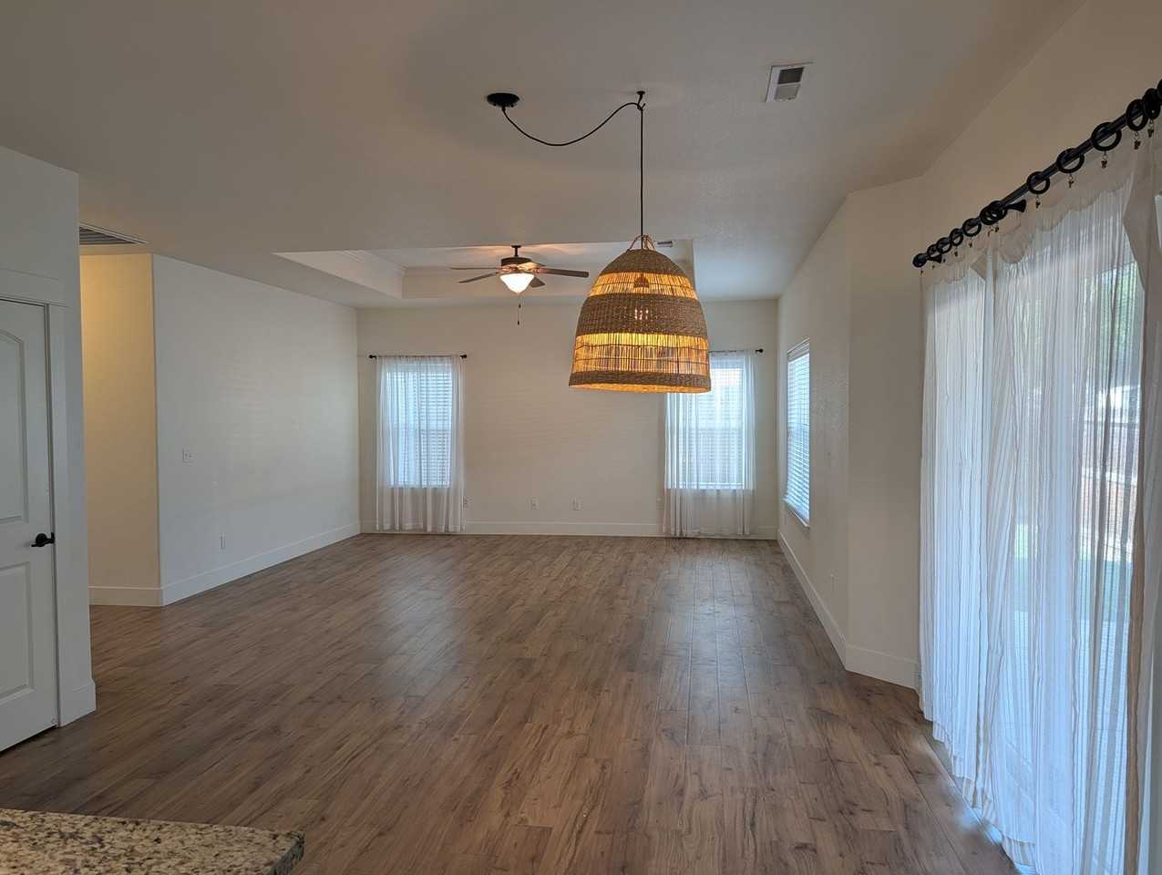 1500 Darlene Dr - Photo 5 of 16