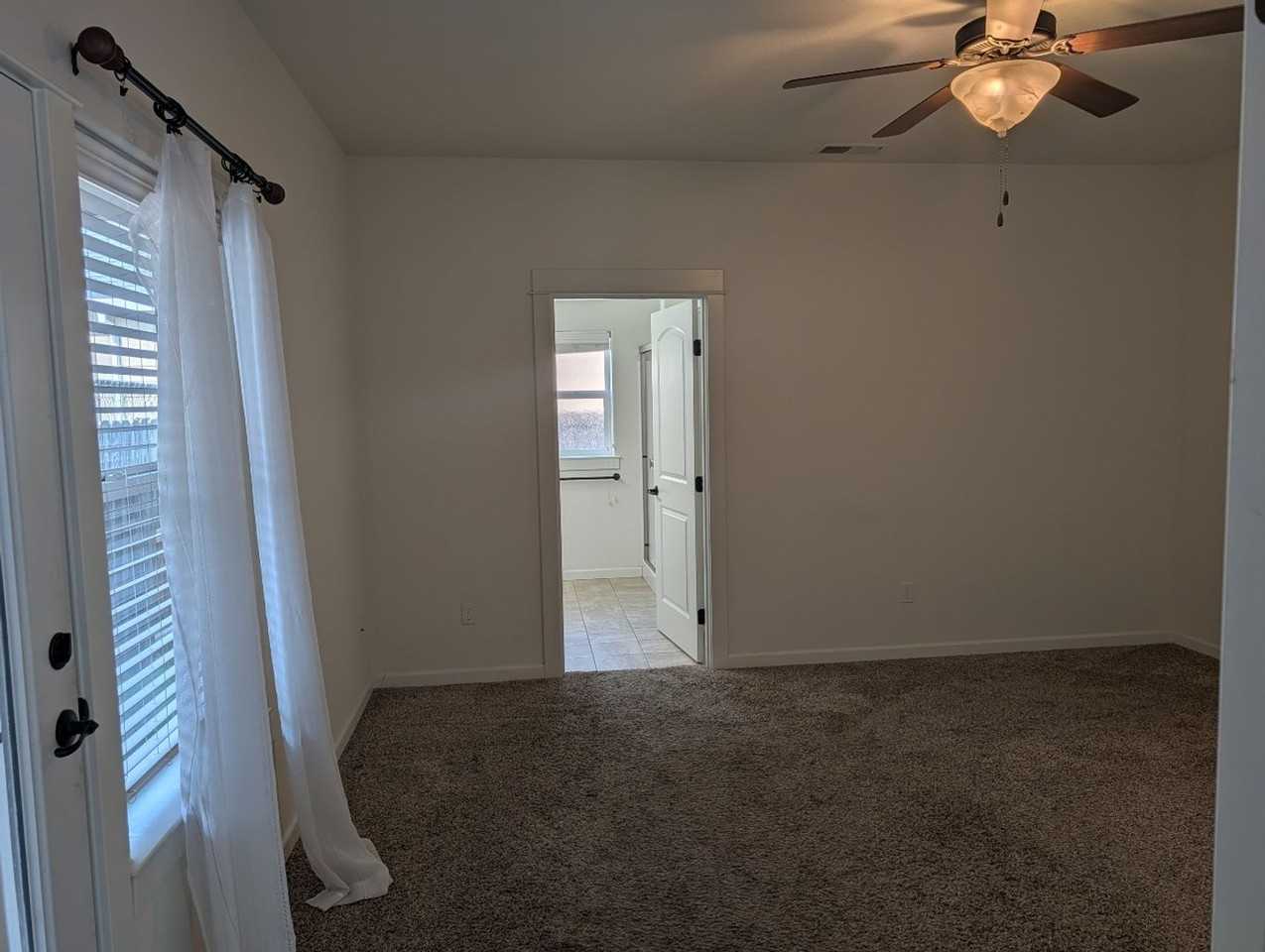 1500 Darlene Dr - Photo 6 of 16
