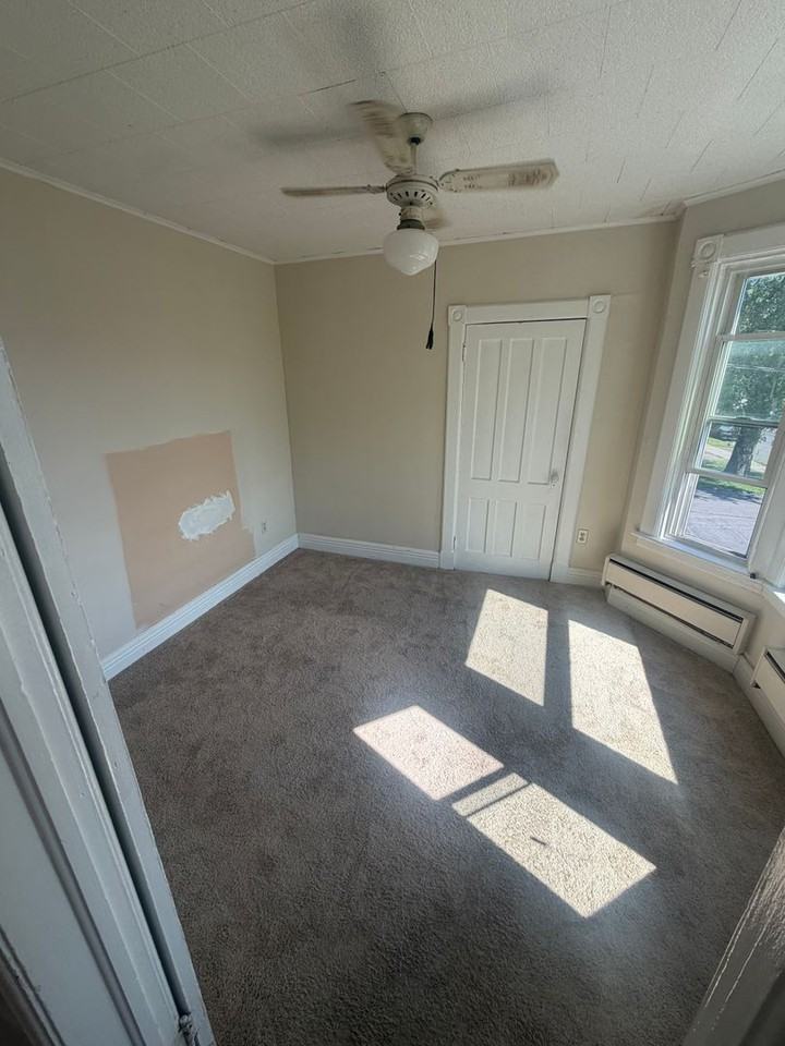 282 Manning Blvd - Photo 5 of 7