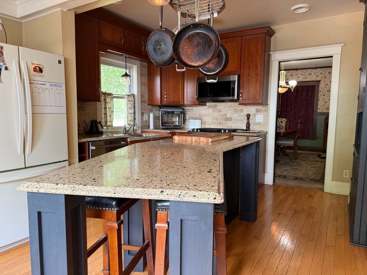 801 W State St - Photo 3 of 12