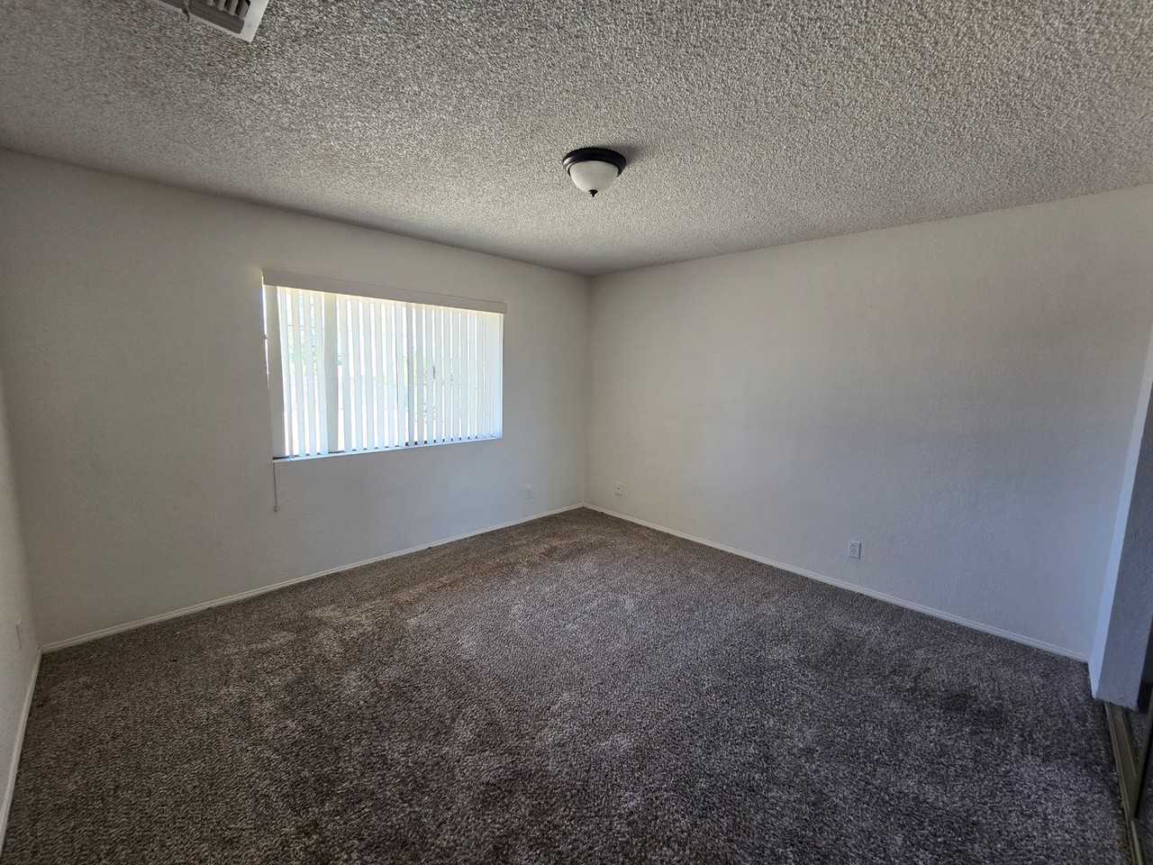 57980 Hidden Gold Dr - Photo 4 of 11