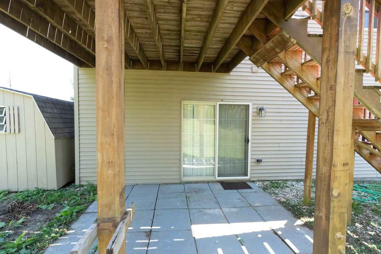 2072 Sheaffer Rd - Photo 3 of 50