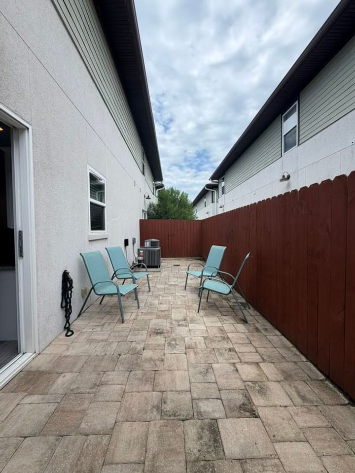 995 Airport Rd - Photo 3 of 29