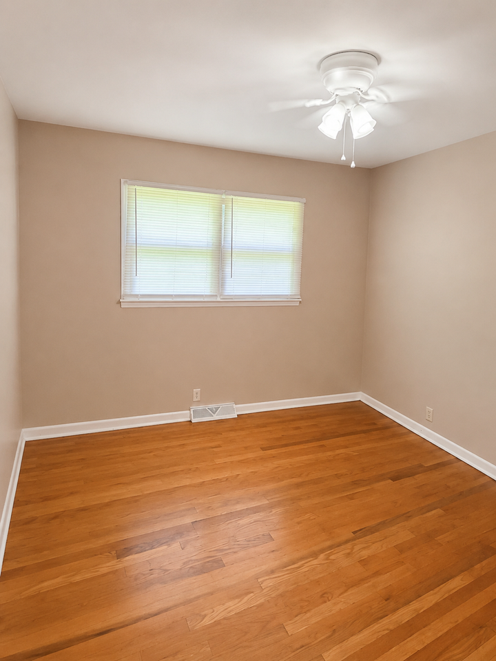 263 Williams Cir - Photo 5 of 13