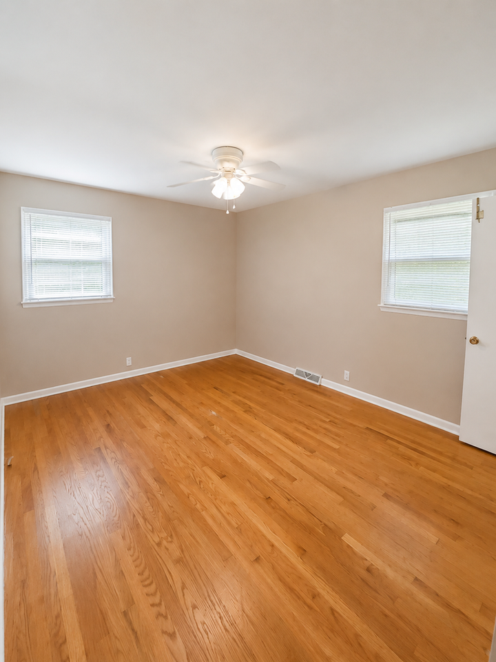 263 Williams Cir - Photo 6 of 13