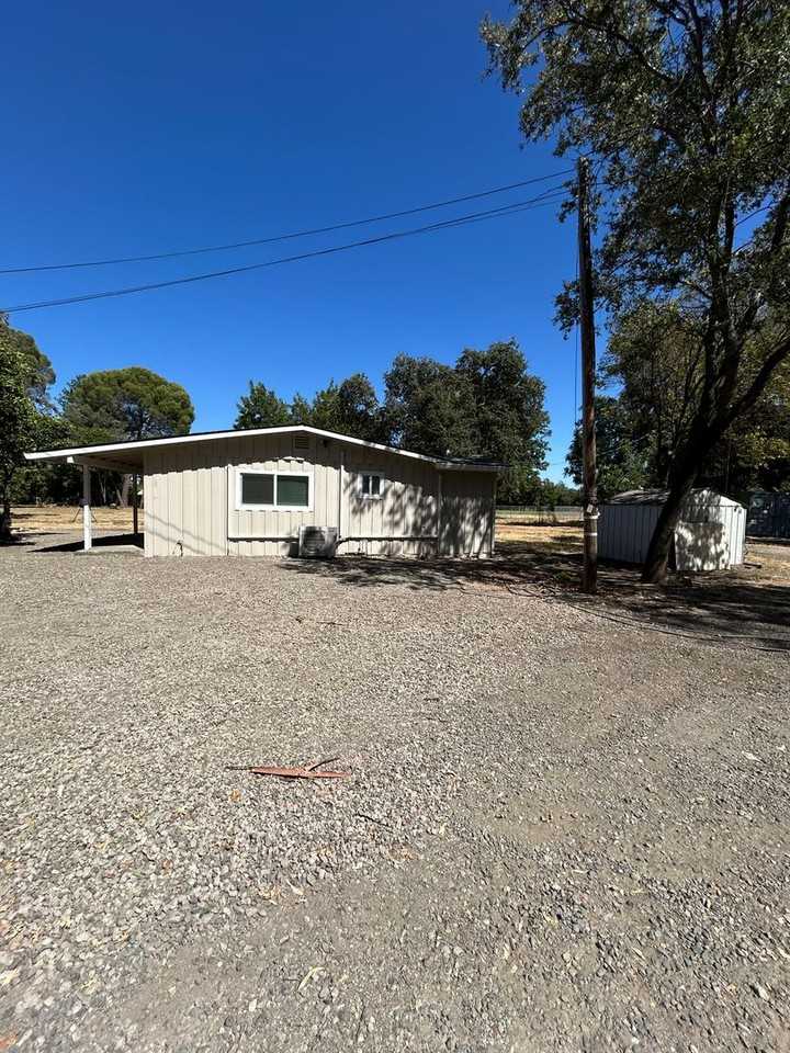 316 Butcher Rd - Photo 2 of 20
