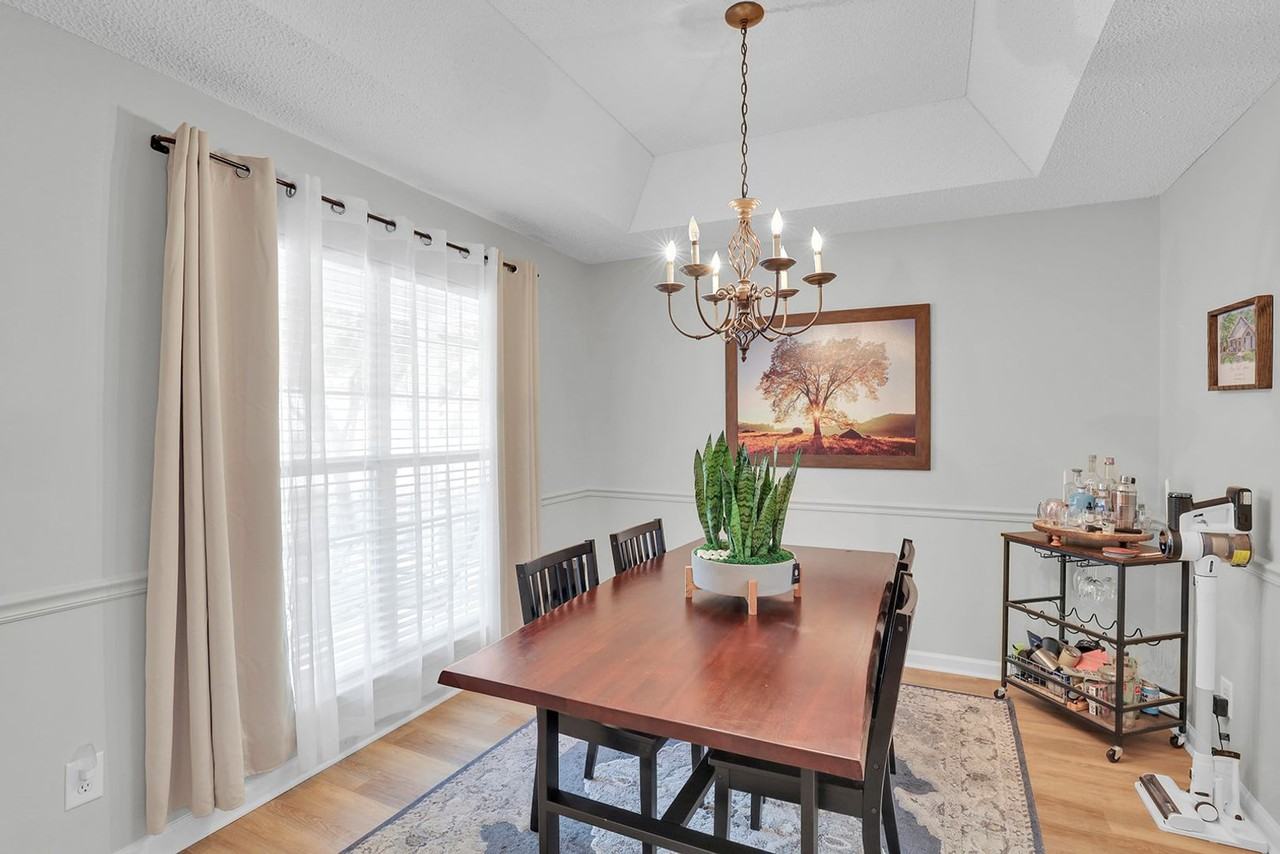 115 Sunrise Ln - Photo 6 of 34