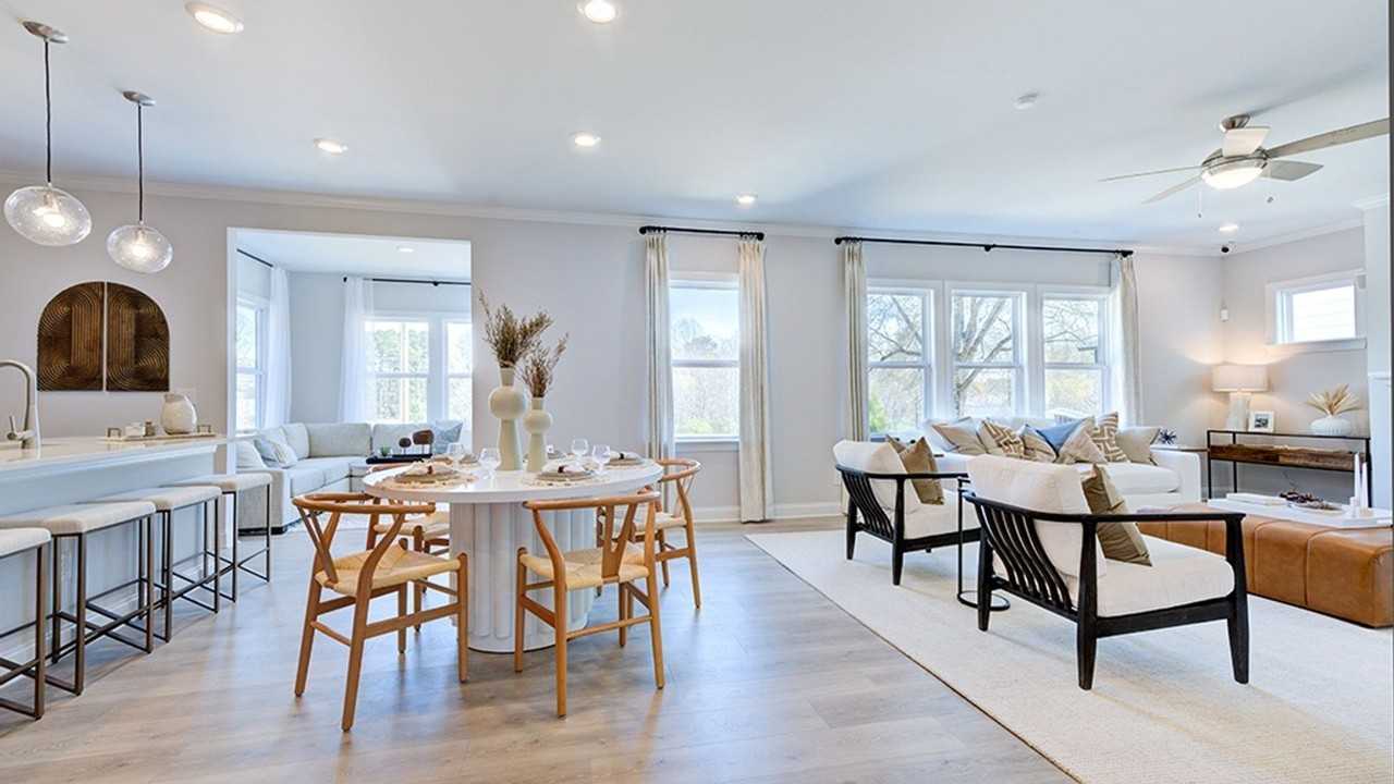 1100 Sun Springs Rd - Photo 4 of 35