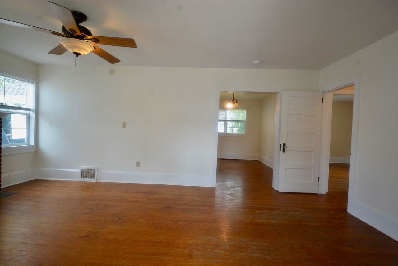 24 S Market St - Photo 4 of 28