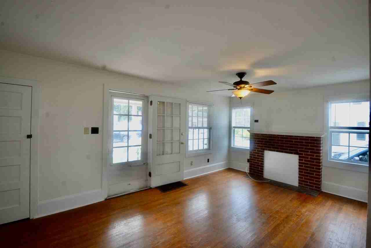 24 S Market St - Photo 5 of 28