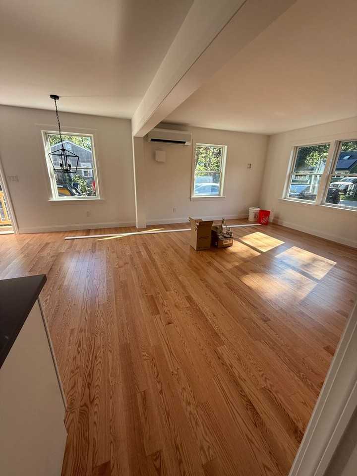 326 Oakland Rd - Photo 4 of 10