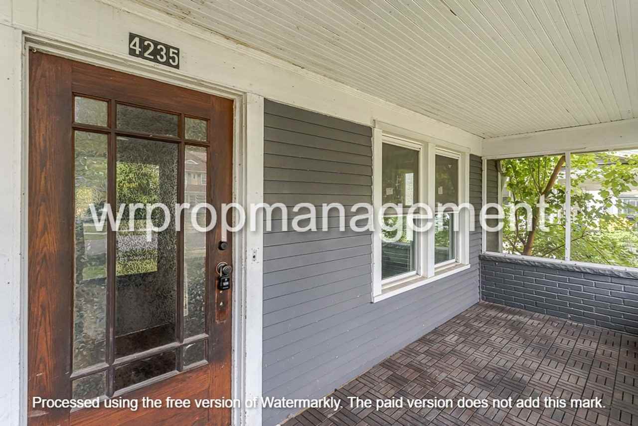 4235 Belmar Ave - Photo 4 of 15