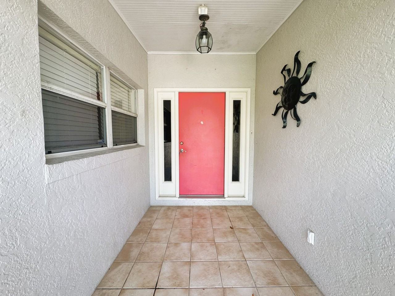 4379 Conway Blvd - Photo 3 of 35
