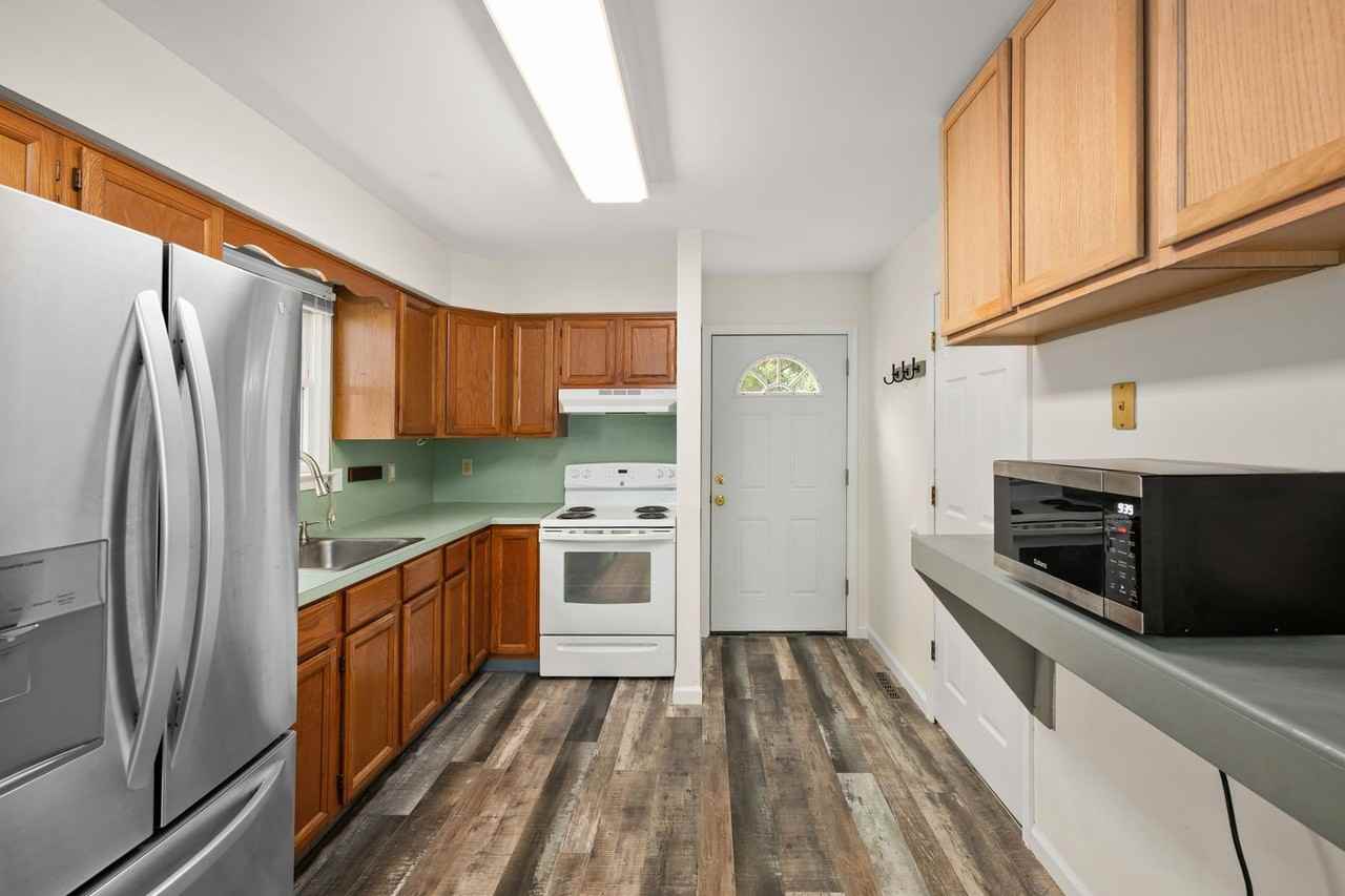 414 S Washington St - Photo 7 of 25