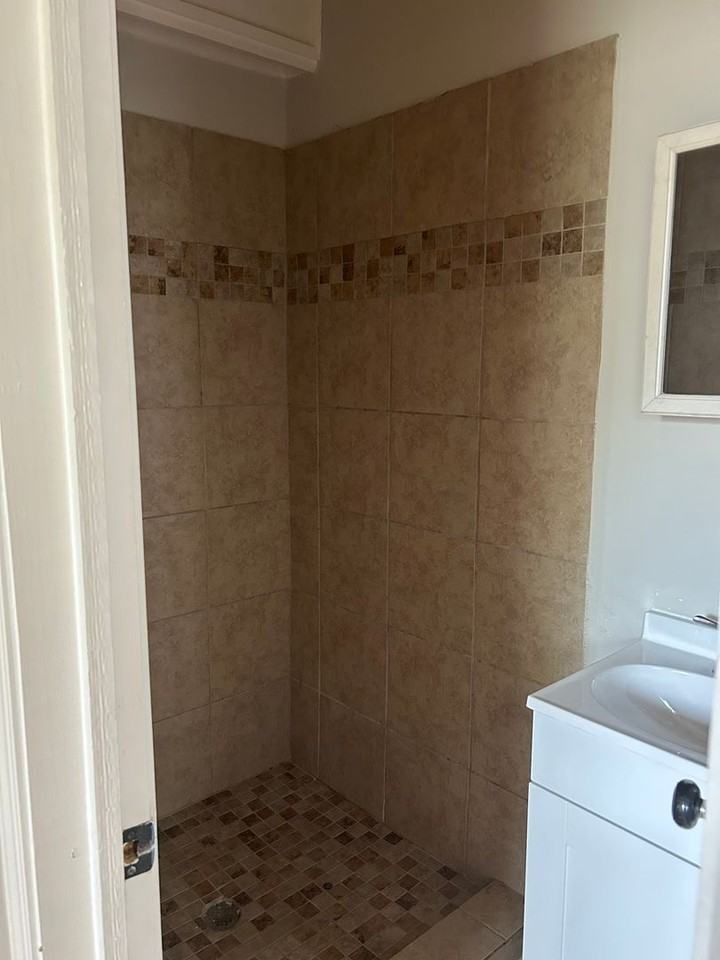 3463 Macon Rd - Photo 3 of 15
