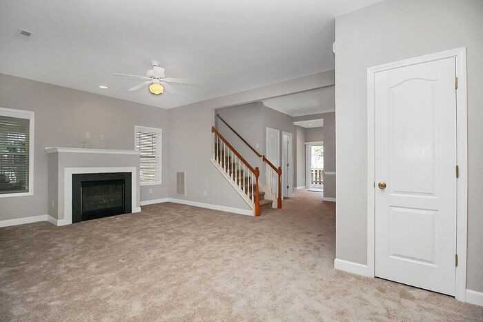 12547 Walden Lea Dr - Photo 2 of 33