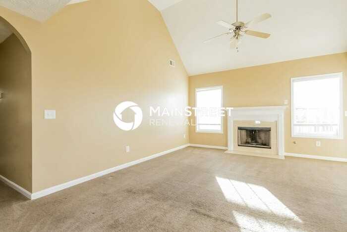 54 Wayne Meadows Ct - Photo 2 of 15