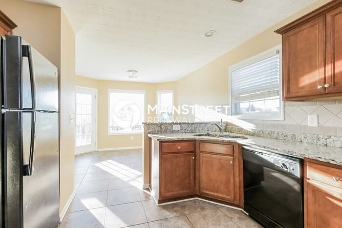 54 Wayne Meadows Ct - Photo 7 of 15