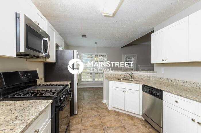 3254 Landgraf Close - Photo 6 of 17