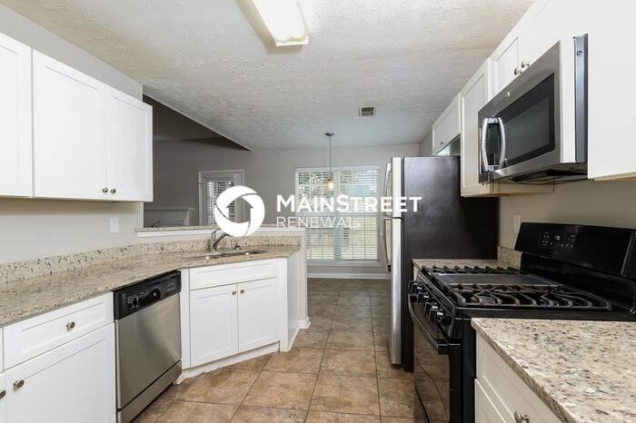 3254 Landgraf Close - Photo 7 of 17
