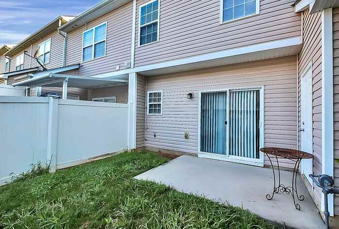 3558 Calpella Ct - Photo 4 of 31